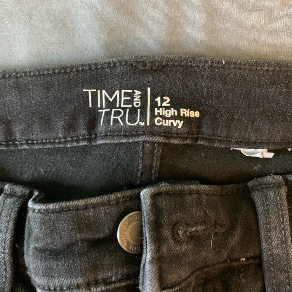 Time and Tru Black High Rise Curvy Jeans